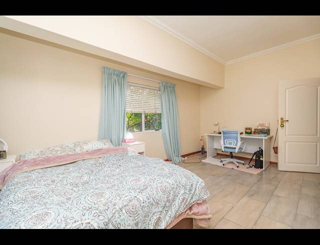 2 BEDROOM APARTMENT FOR SALE IN PARKVIEW